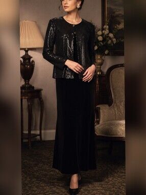 Finesse Vintage 1990s Black Velvet & Sequins Maxi Formal Dress size M